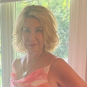 Meet your Posher, Diane